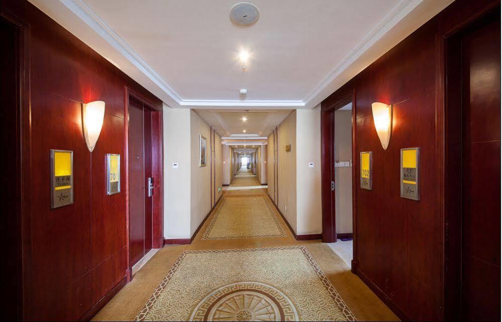 Forstar Hotel - North Renmin Road Chengdu Esterno foto
